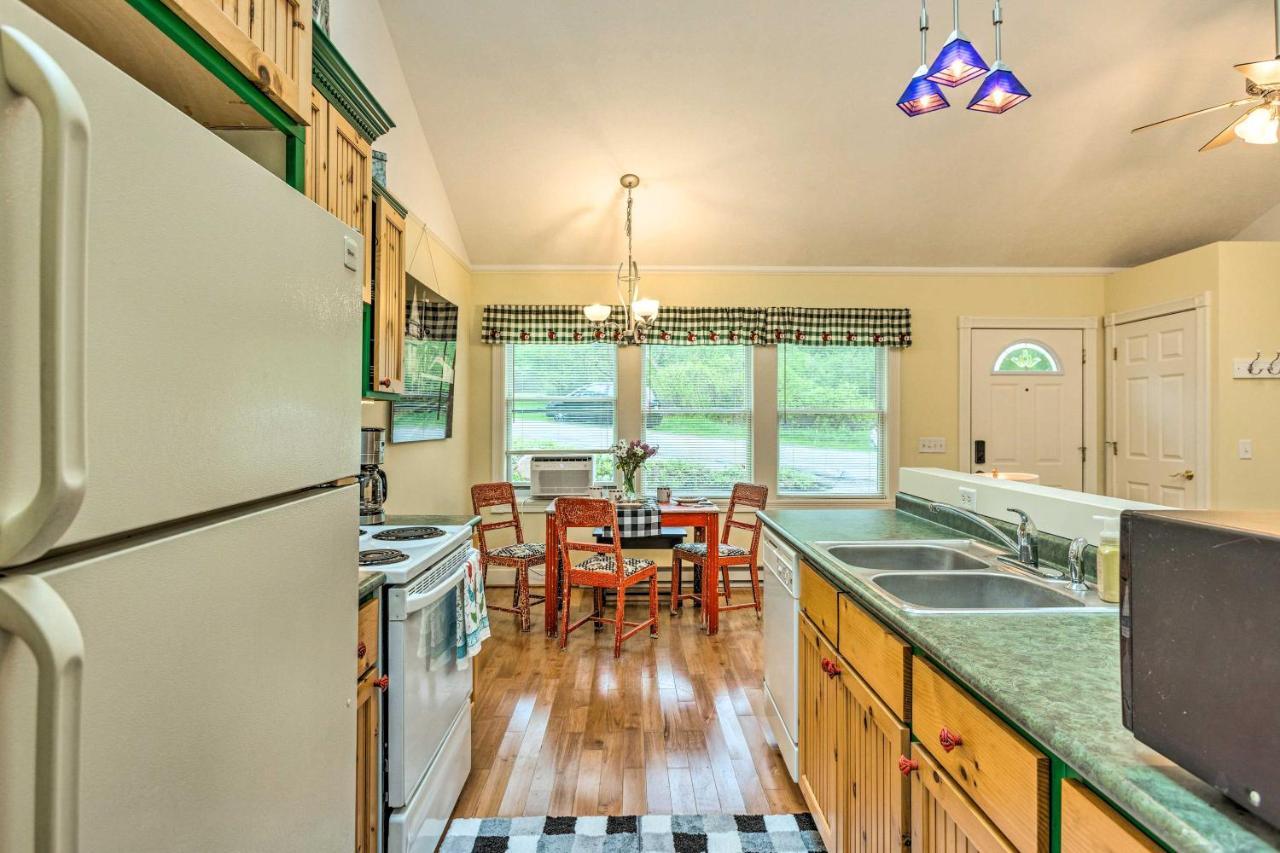 Couples Haven In Frankfort By Lake, Trails And Dtwn Exterior foto