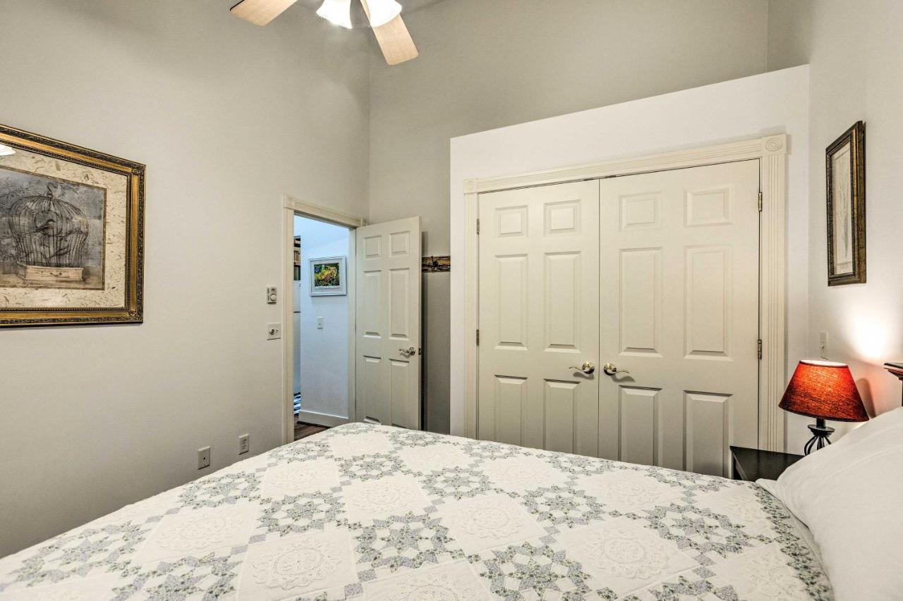 Couples Haven In Frankfort By Lake, Trails And Dtwn Exterior foto