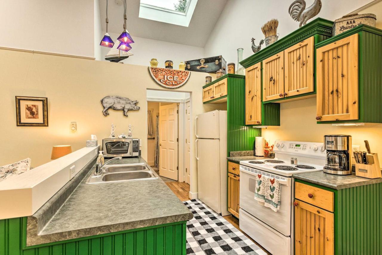 Couples Haven In Frankfort By Lake, Trails And Dtwn Exterior foto